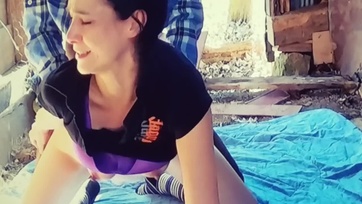 Fiatal amatőr feleség a fekete faszra bukik Thumb