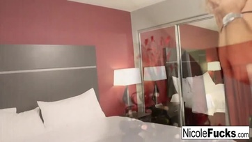 Kétszer is elmentem amíg profin nyalta a hamvas kis puncusomat Thumb