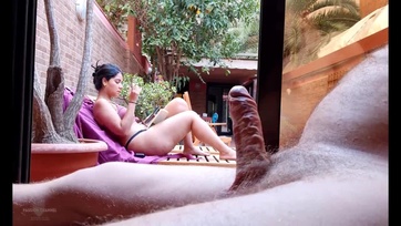 A nevelt kölyköm elővette az acélos brokiját és elkezdte rángatni amíg engem lesett Thumb