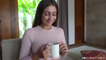 Áthívtam ezt a tündéri ribancot a társkereső oldalról aki boldogan bujálkodott velem Thumb