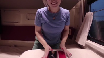 A csihuhun találkoztam ezzel a csábító nővel és össze-vissza farkaltam a fincsi vagináját Thumb