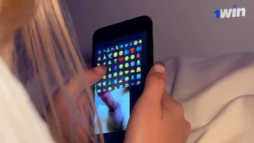 Oly Mértékben fel voltam ajzva hogy engedélyeztem a mostoha bátyámnak hogy szétdugja a nunám Thumb