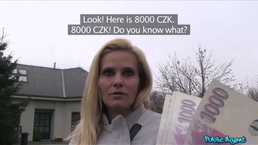 Egy dögös szőke menyasszonyra bukkant akit egy kis maniért brutálisan meg is kefélhetett Thumb