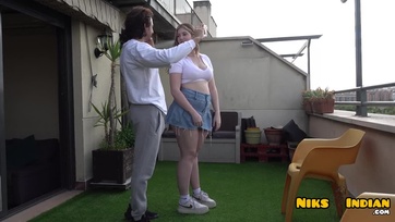 Belapátolta a nedűt a lotyós 19 éves tini csaj miután rendesen megrakták Thumb