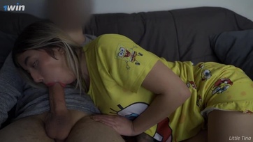 Beeresztette a szájába az eres pajszeremet a vadító mostohahúgicám miután megpillantotta Thumb