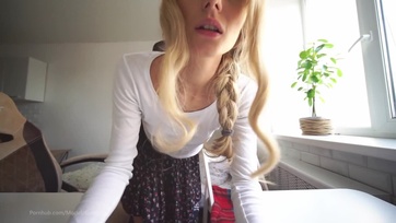 Nem kívánt segíteni a férjecském de azért benyúlt a bugyimba és vadul megdugott Thumb