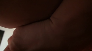 Egy vadóc amatőr feleség aki cuclizás után a szűk popócskájába is beereszti a dákót Thumb